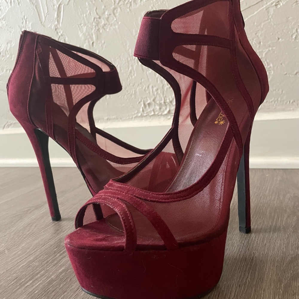 Shoe Dazzle Deep Red Platform Heels
